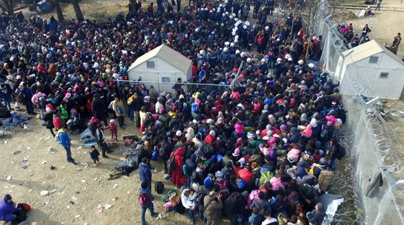 Ηandelsblatt: Τραγική η κατάσταση στα hotspot και πηγαίνει από το κακό στο χειρότερο